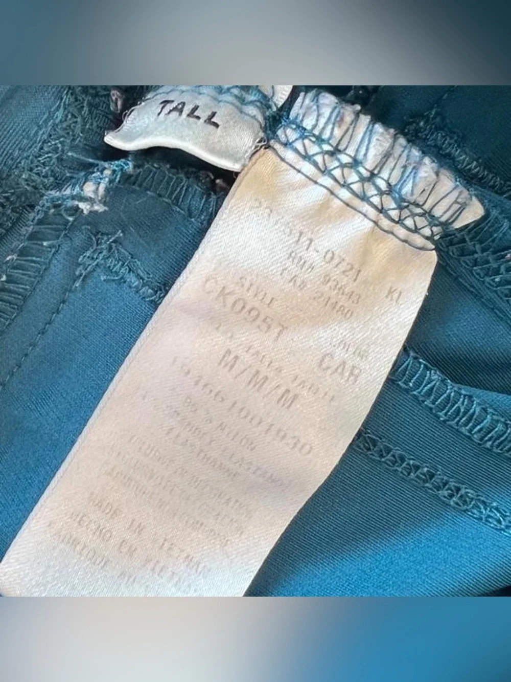 Cherokee Blue Scrub Set - Top size:  Small &  Pants size : Medium /Tall
